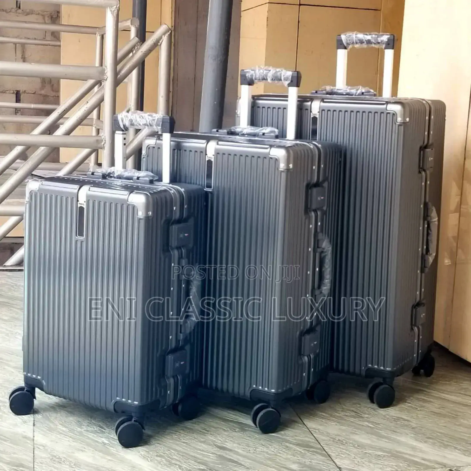 Original Luxury Set of Travel Box Available in Store