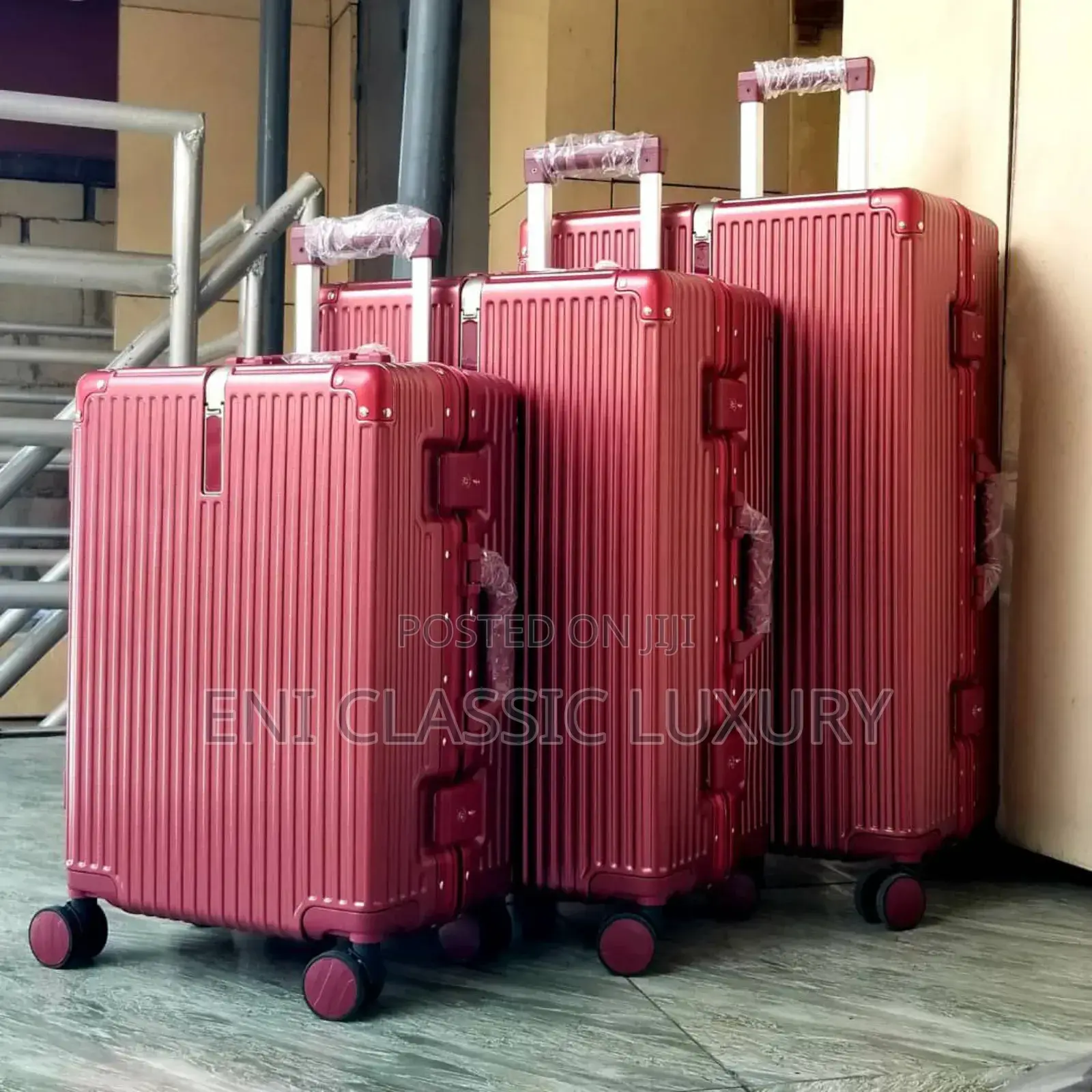 Original Luxury Set of Travel Box Available in Store