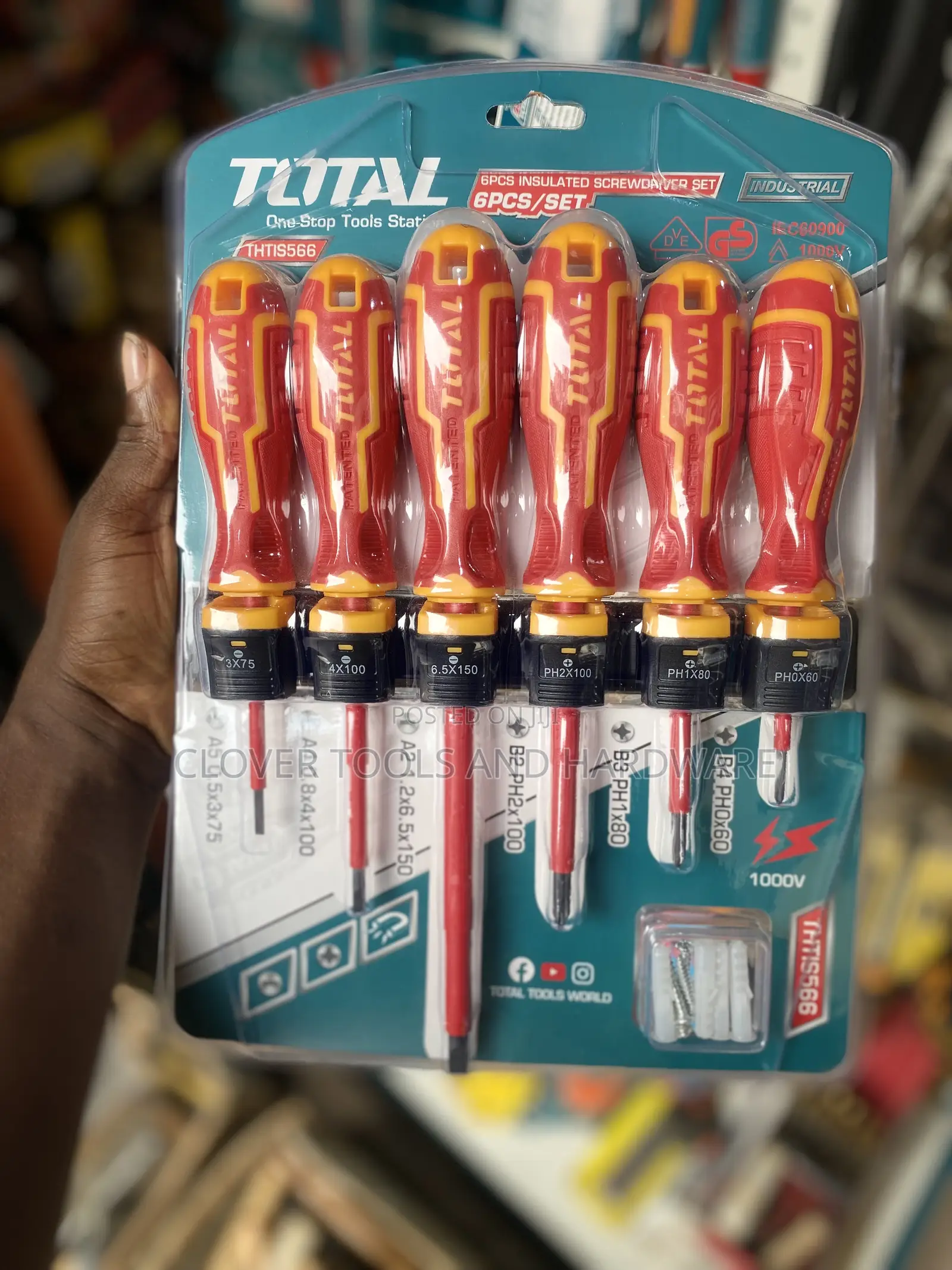 TOTAL Insulated Screwdriver Set