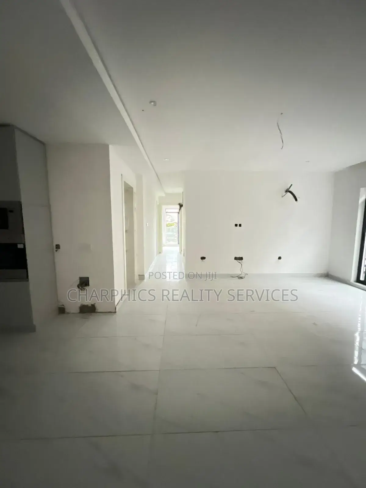 2bdrm Apartment in Lekki Phase 1 for sale