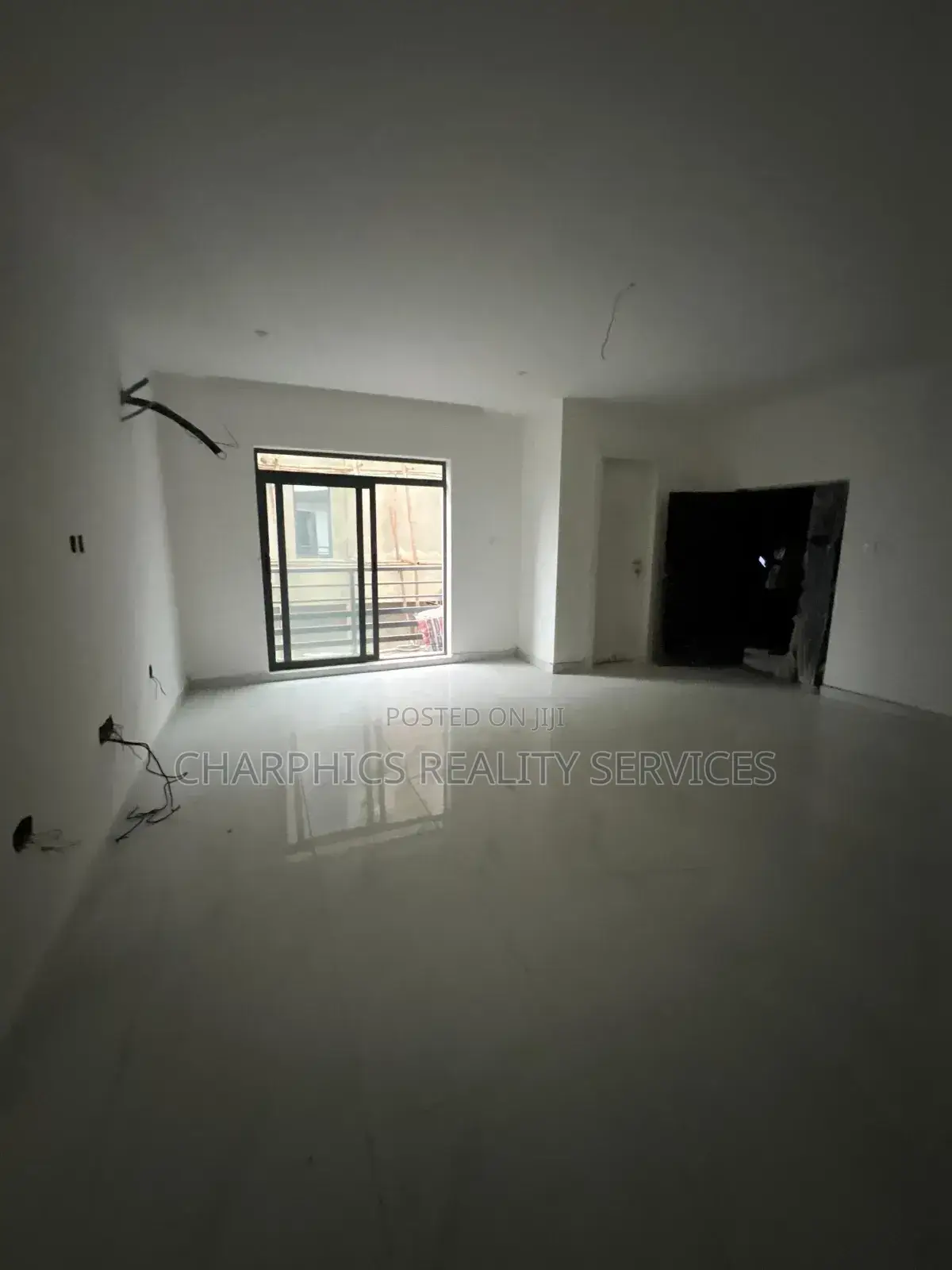 2bdrm Apartment in Lekki Phase 1 for sale