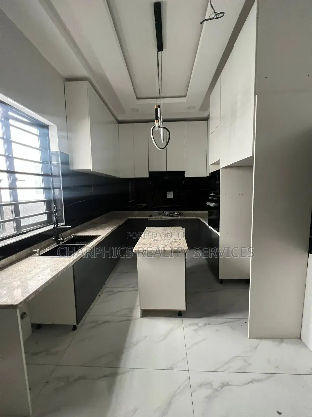 5bdrm Duplex in Ajah for sale