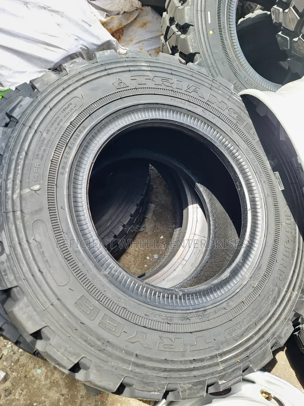 305/80r18 Triangle