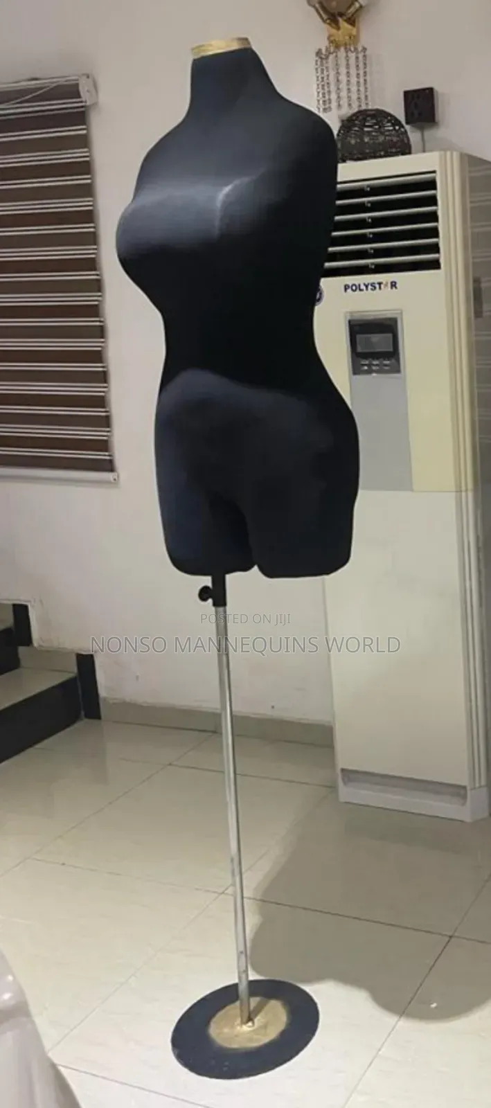 Female Body Form Stand