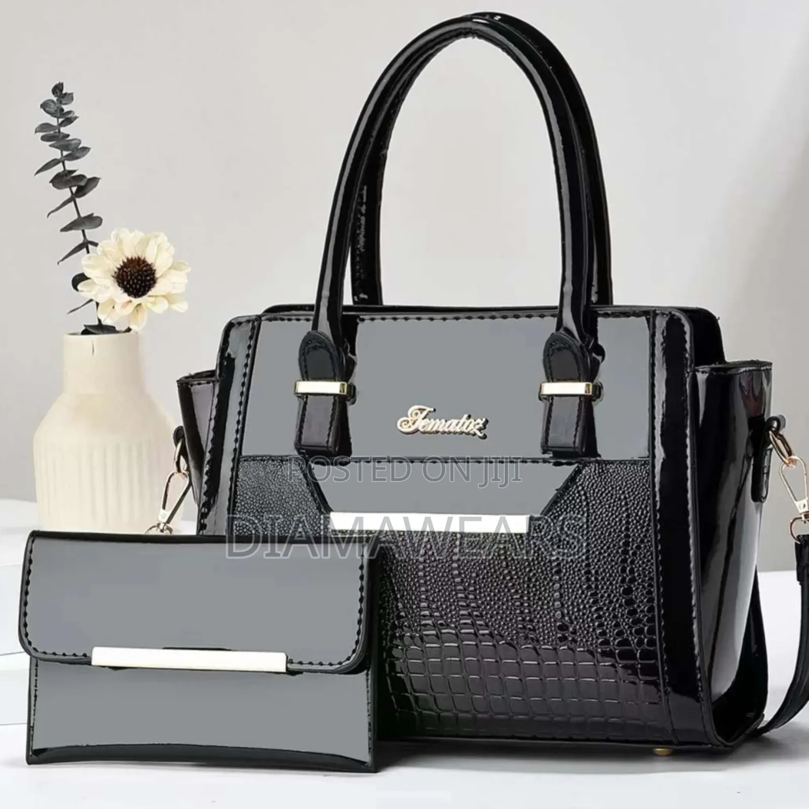 Ladies Beautiful Stylish Unique Black Shoulder Hand Bag