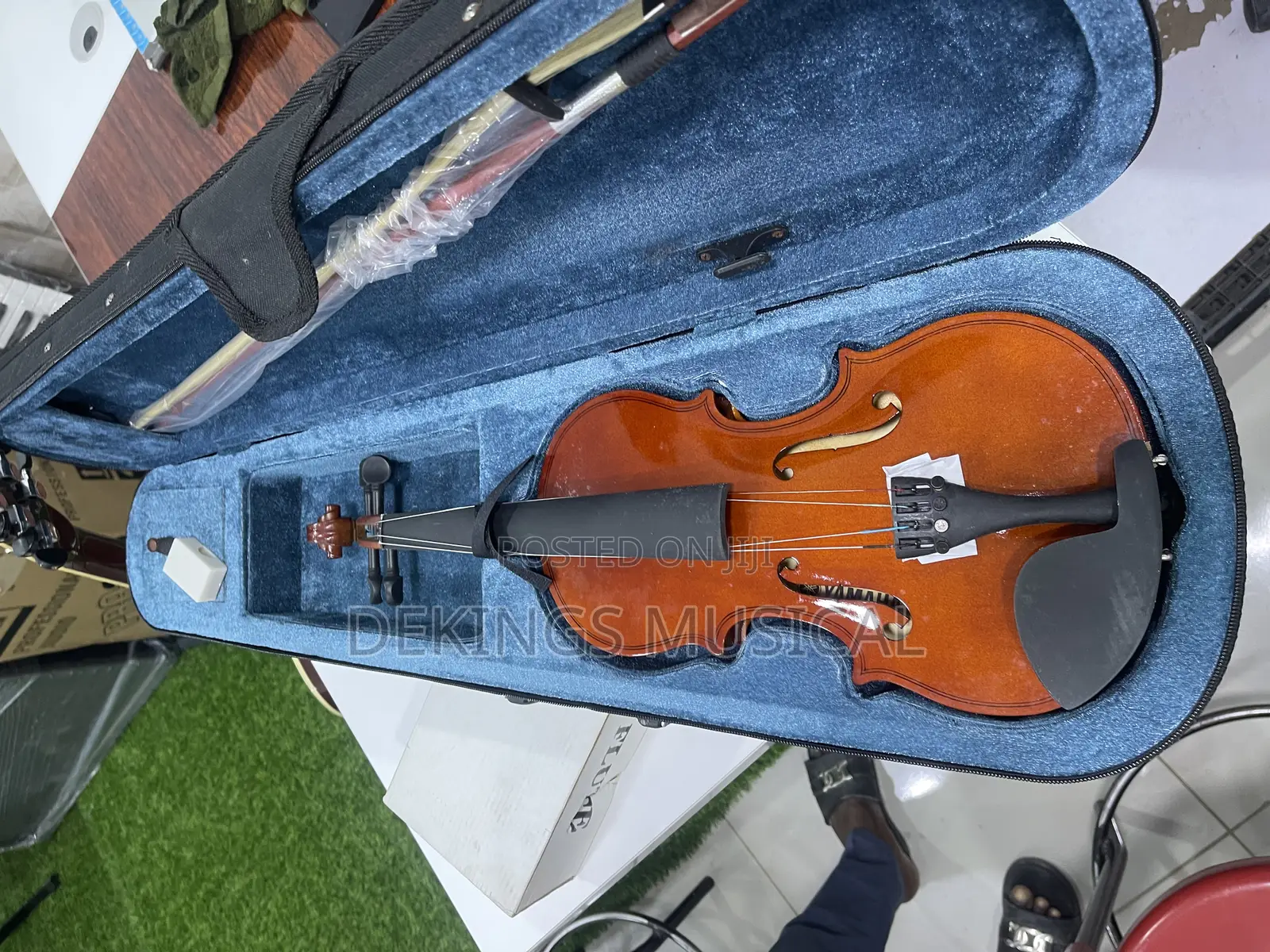 Professional Yamaha Violin 4/4 Full Size