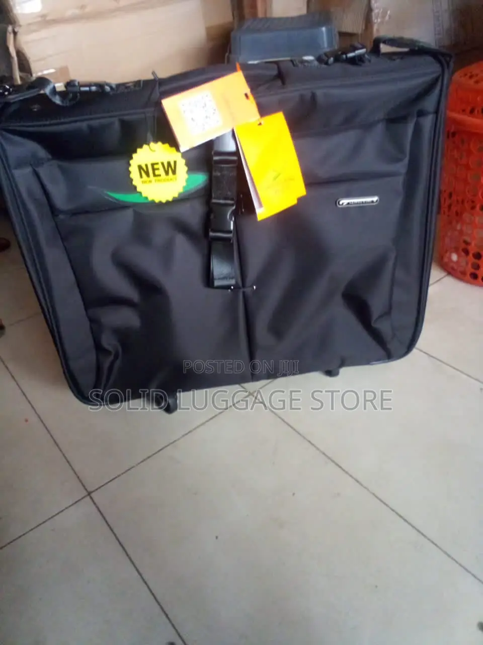 Leaves King Men’S Suitcarrier
