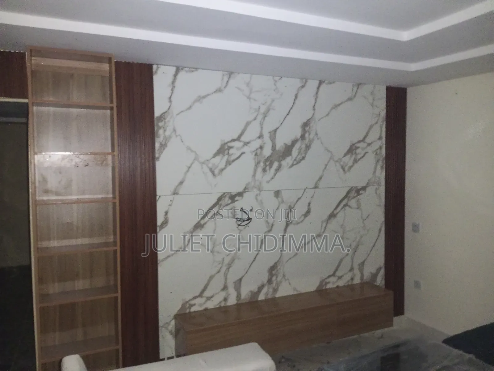 A Quality 7*7 Tv Console