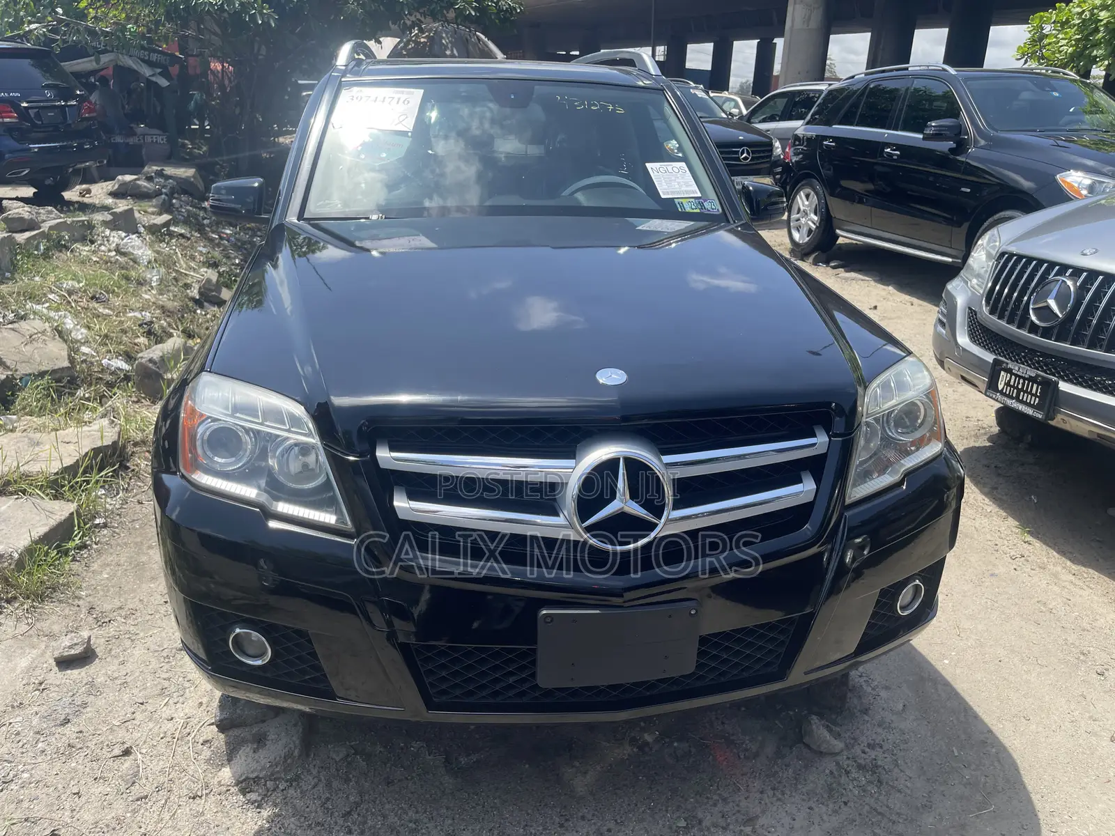 Mercedes-Benz GLK-Class 2011 Black