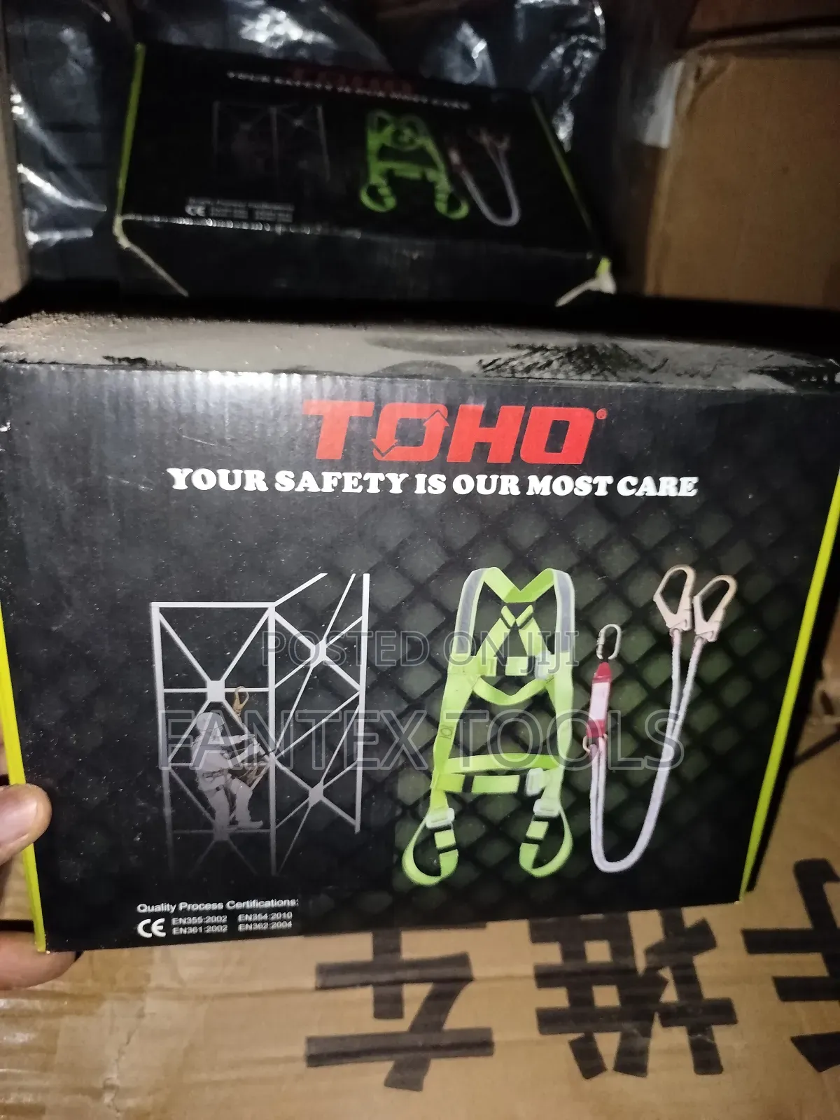 Full Body Harness Double Hook.