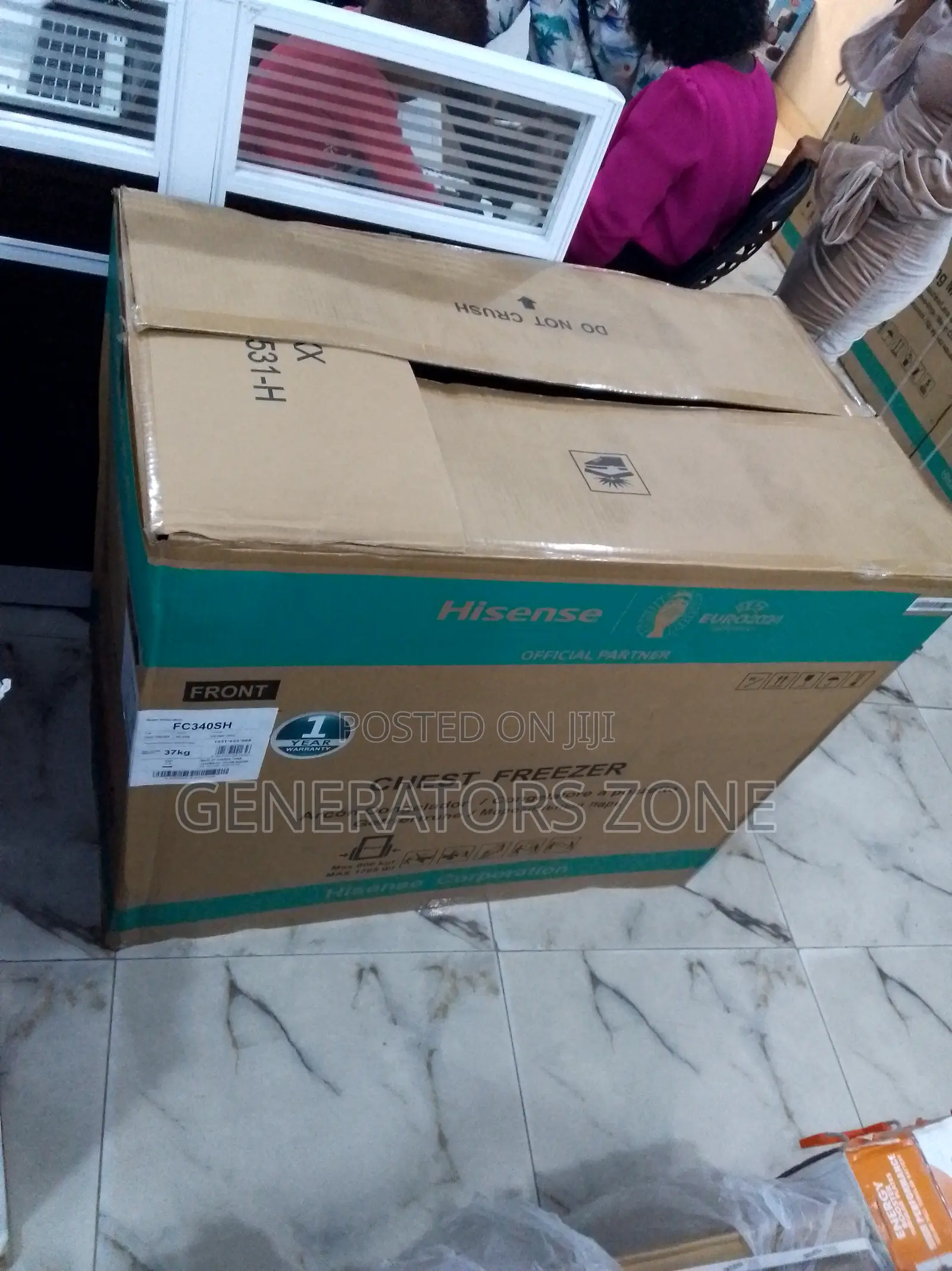 Large Capacity Hisense Chest Freezer {Fc340sh}