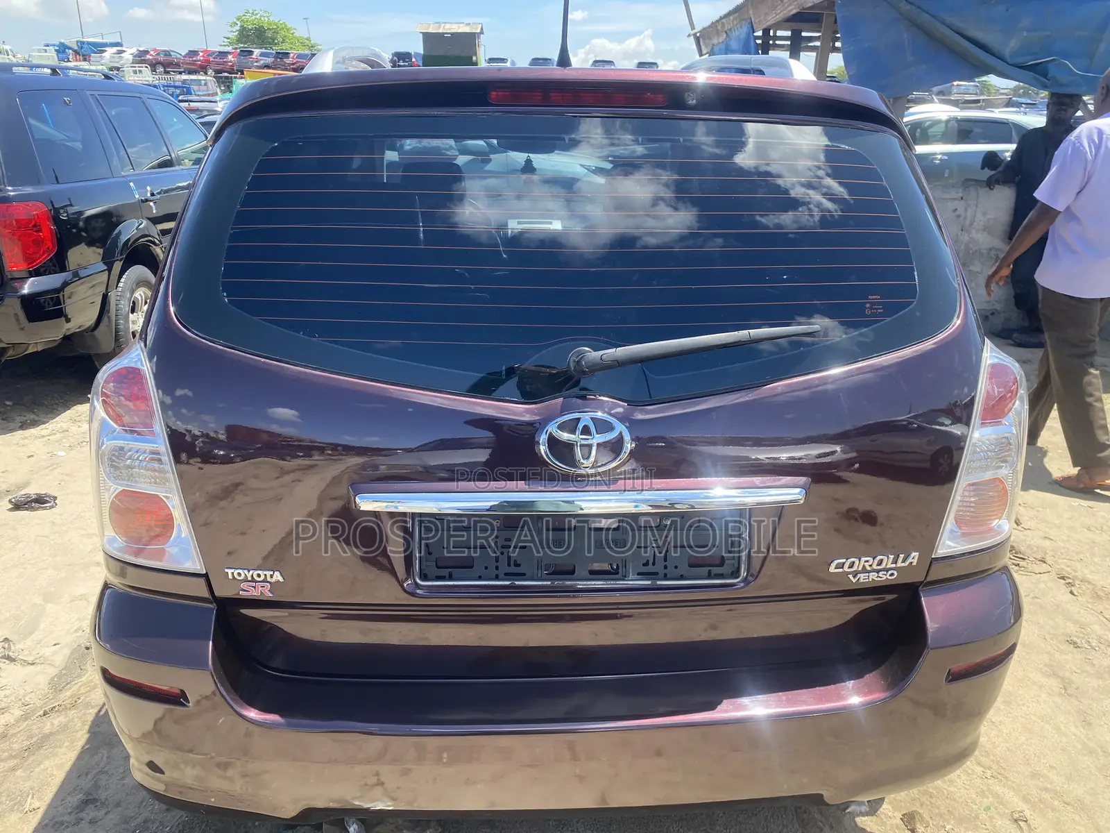 Toyota Verso 2.2 150 hp 2009 Burgundy