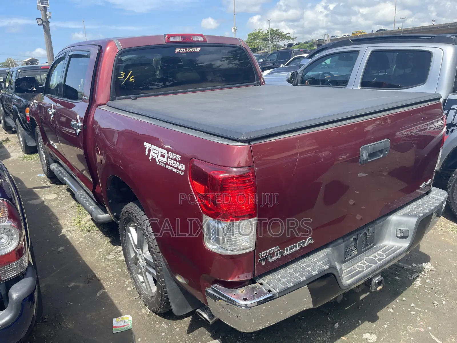 Toyota Tundra 2011 Red