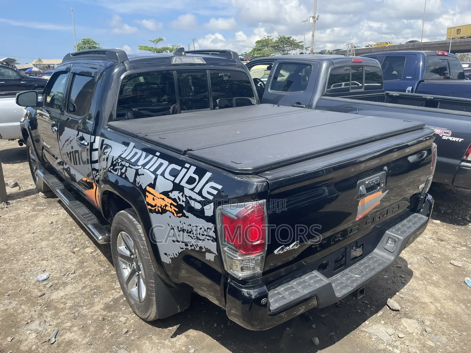 Toyota Tacoma 2018 Black