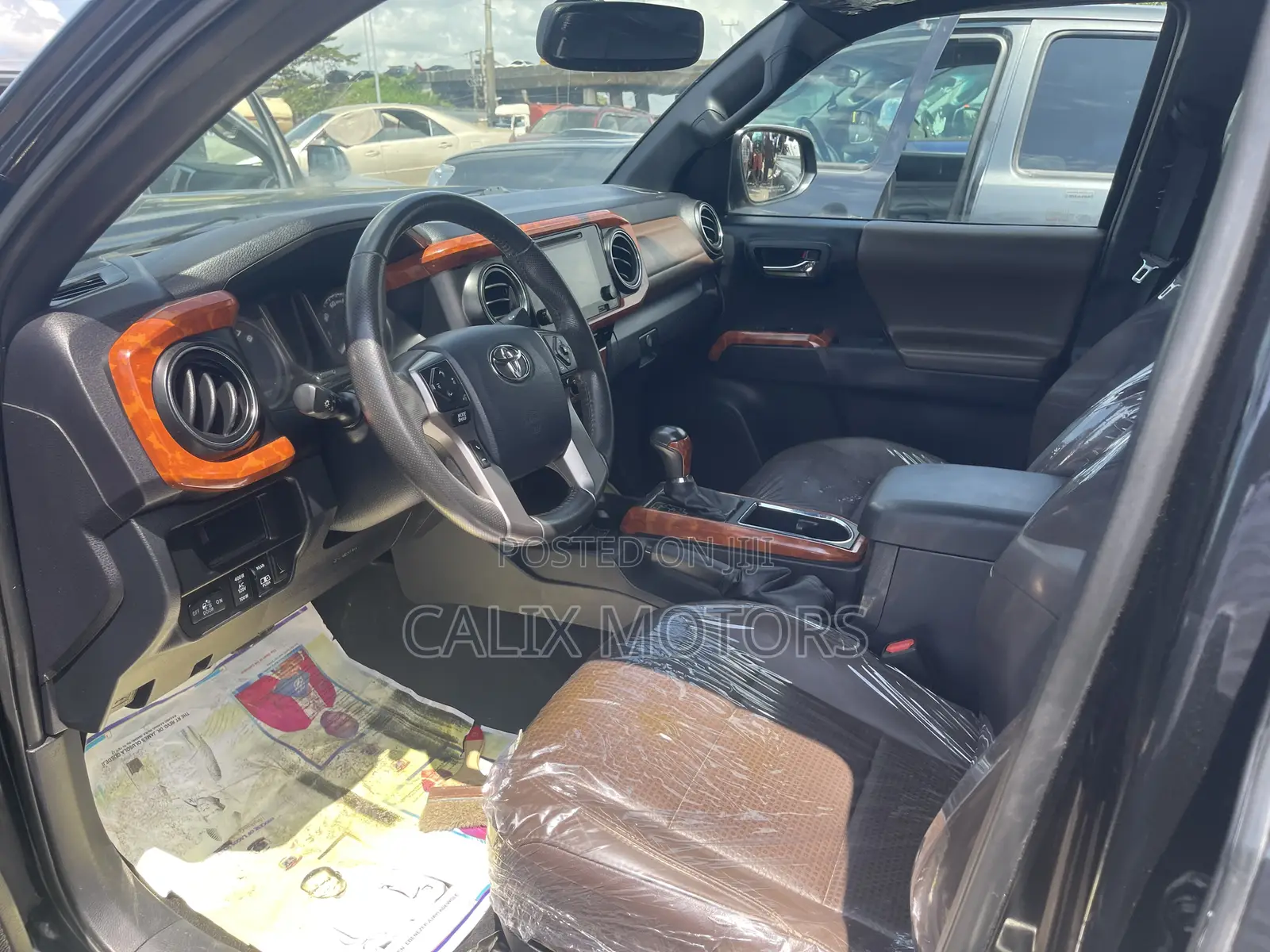 Toyota Tacoma 2018 Black