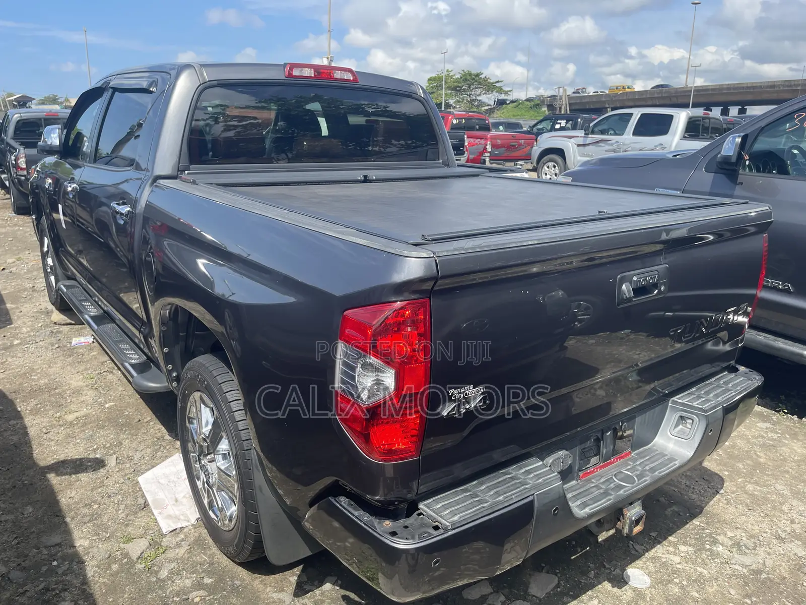 Toyota Tundra 2018 Black