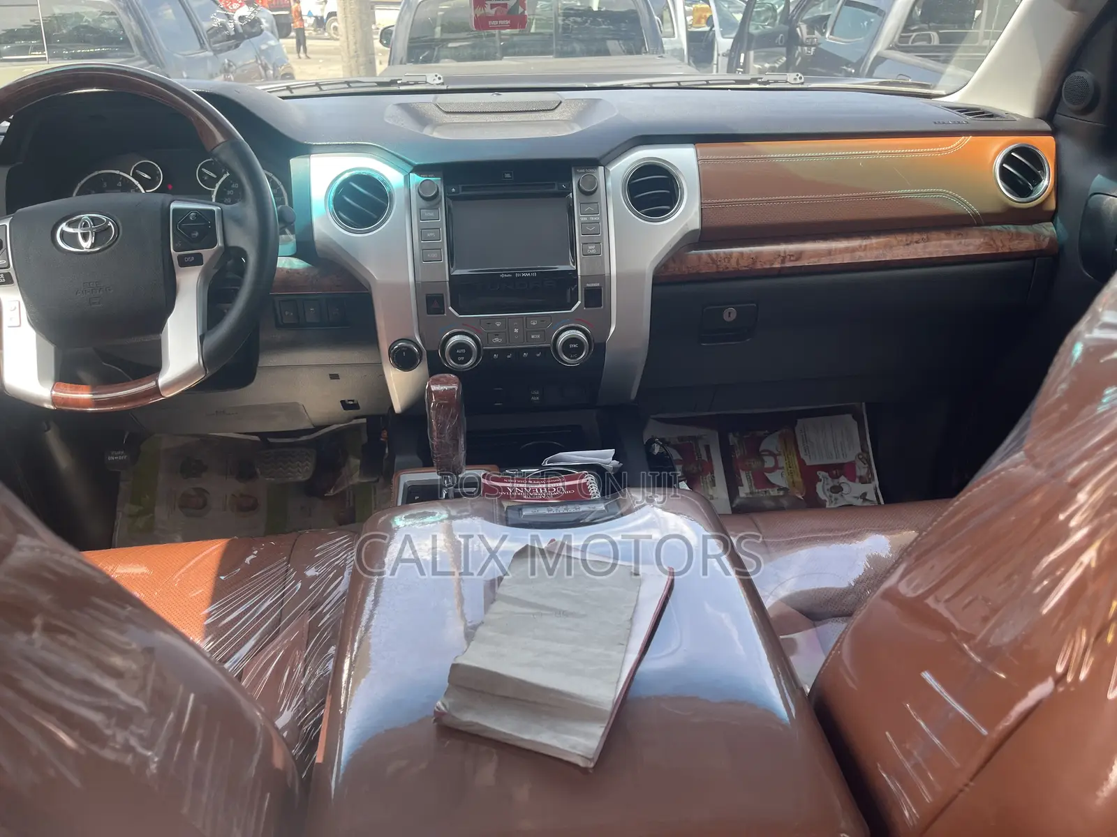 Toyota Tundra 2018 Brown