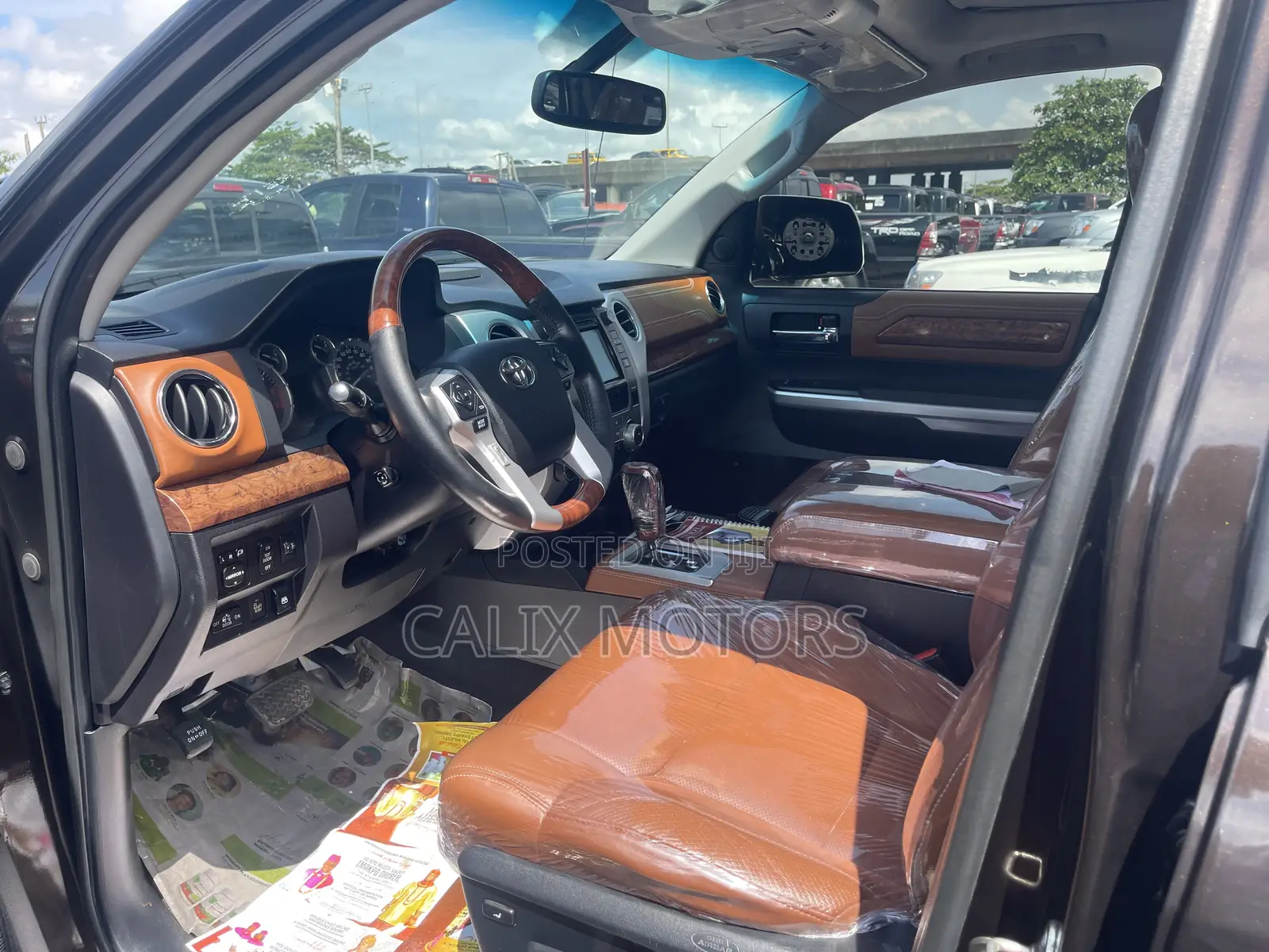 Toyota Tundra 2018 Brown