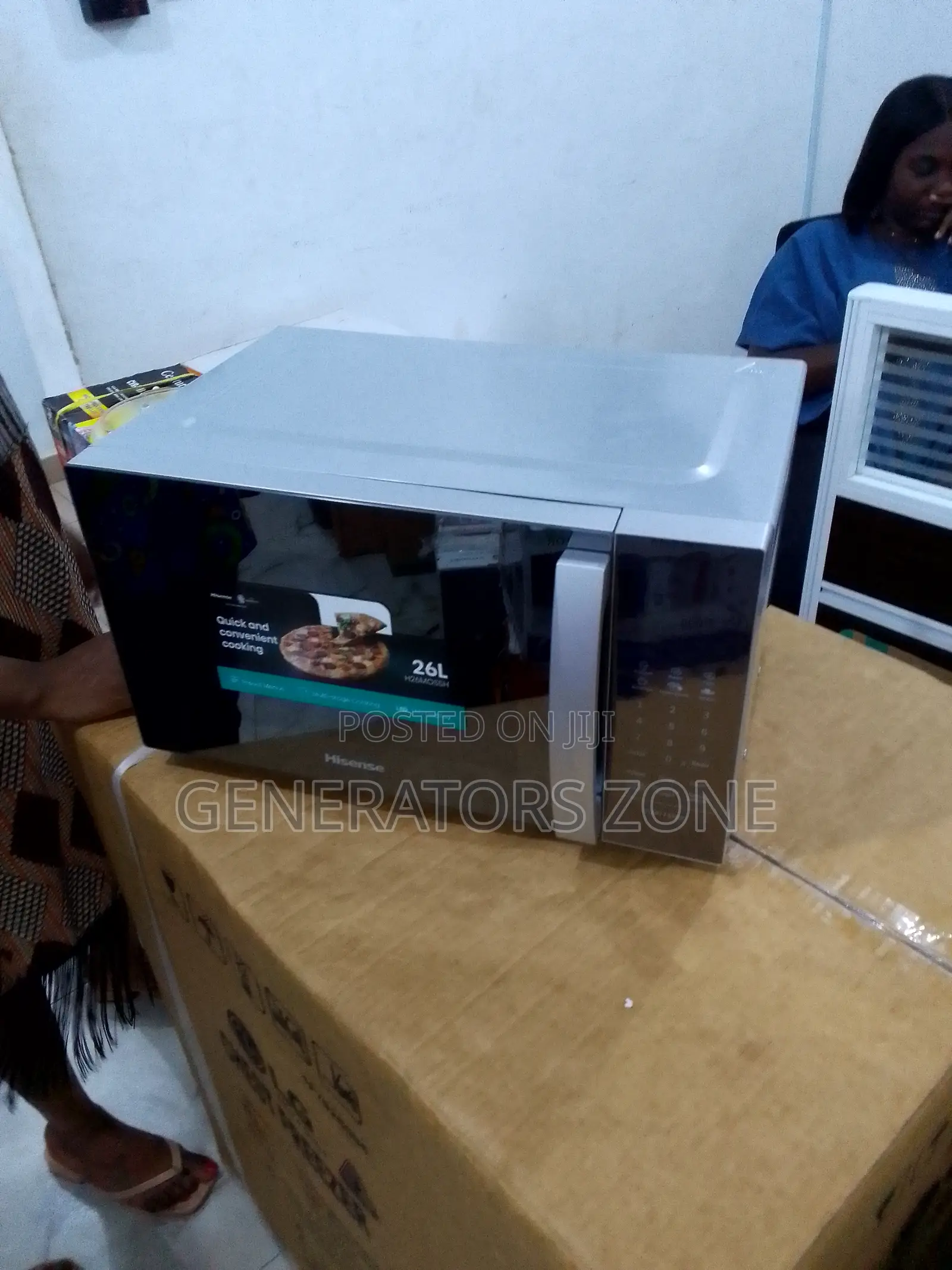 Compact Size 26L Hisense Micriwave Oven / H26mos5h