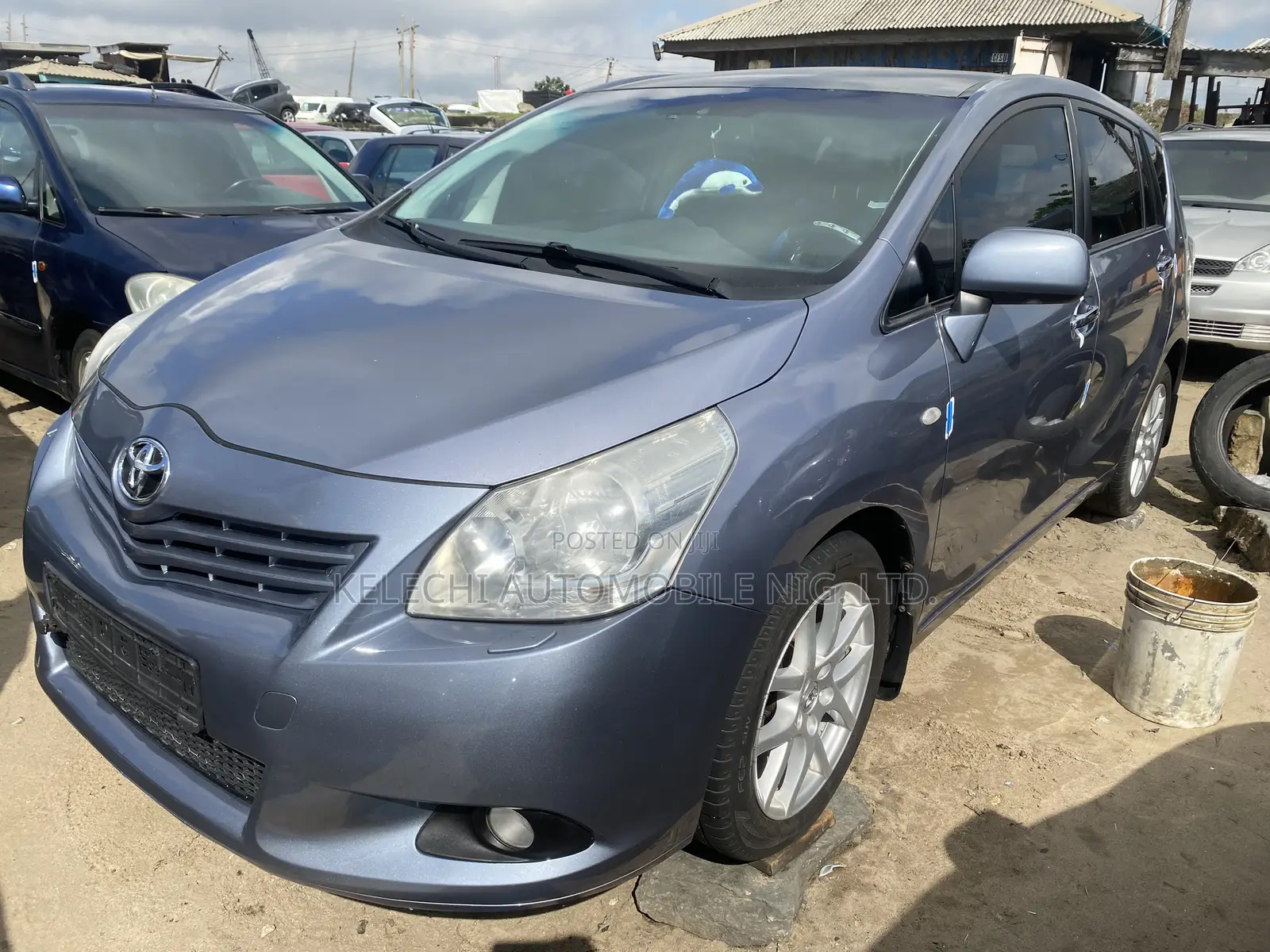 Toyota Verso 1.6 2013 Gray