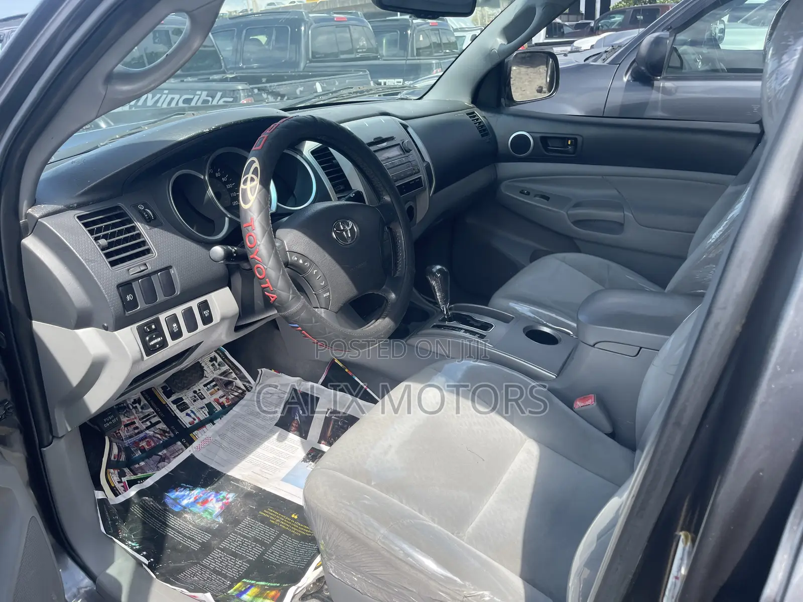 Toyota Tacoma 2011 Gray