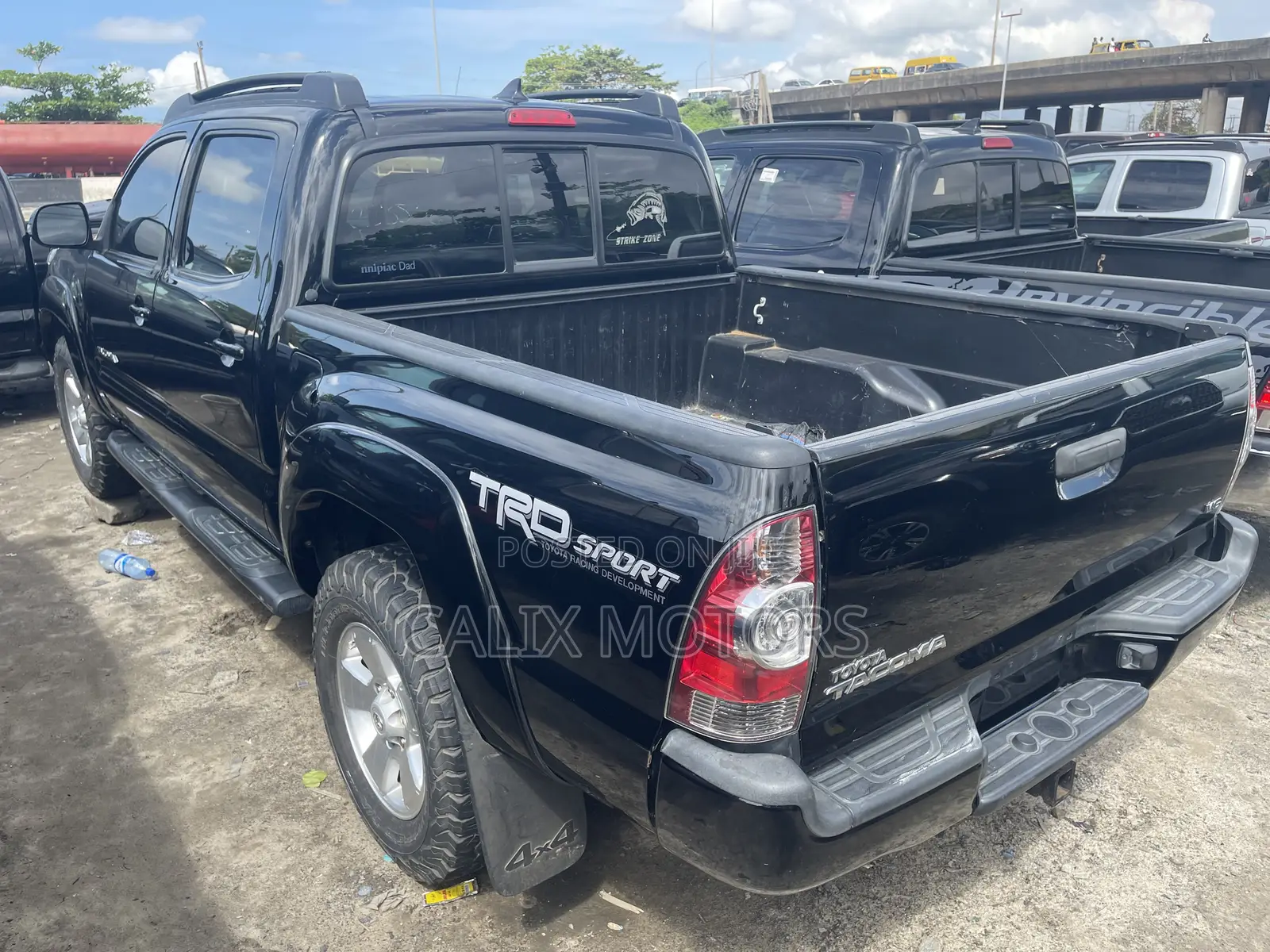 Toyota Tacoma 2015 Black