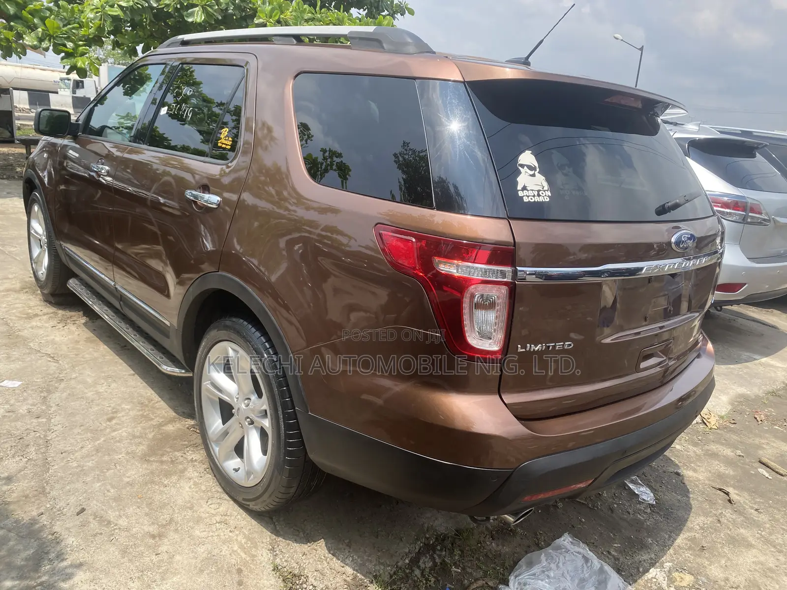 Ford Explorer Limited 4dr 4x4 (3.5L 6cyl 6A) 2012 Orange