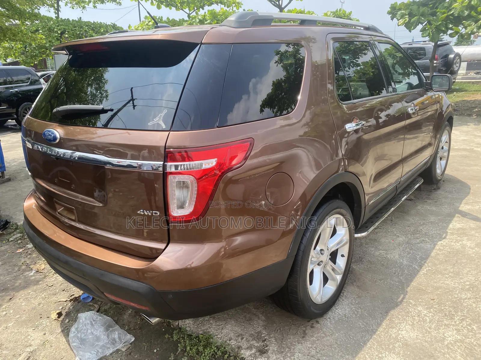 Ford Explorer Limited 4dr 4x4 (3.5L 6cyl 6A) 2012 Orange