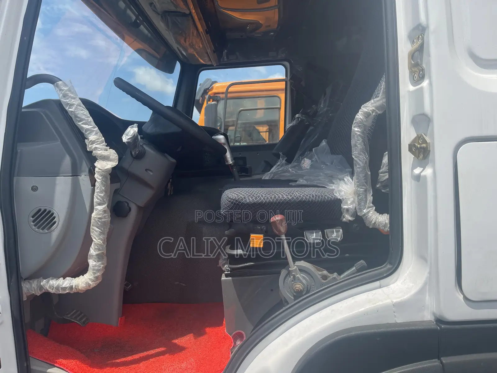 Foreign Used 10 Cubic Howo Truck Concrete Mixer.