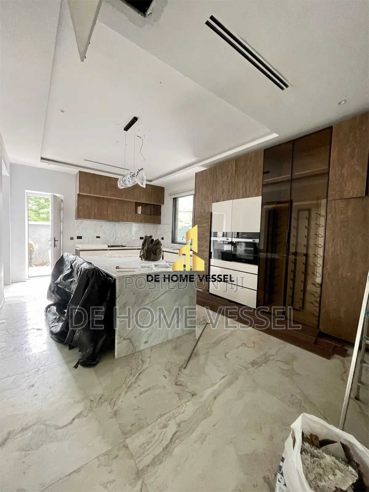Furnished 5bdrm Mansion in Banana Island for sale