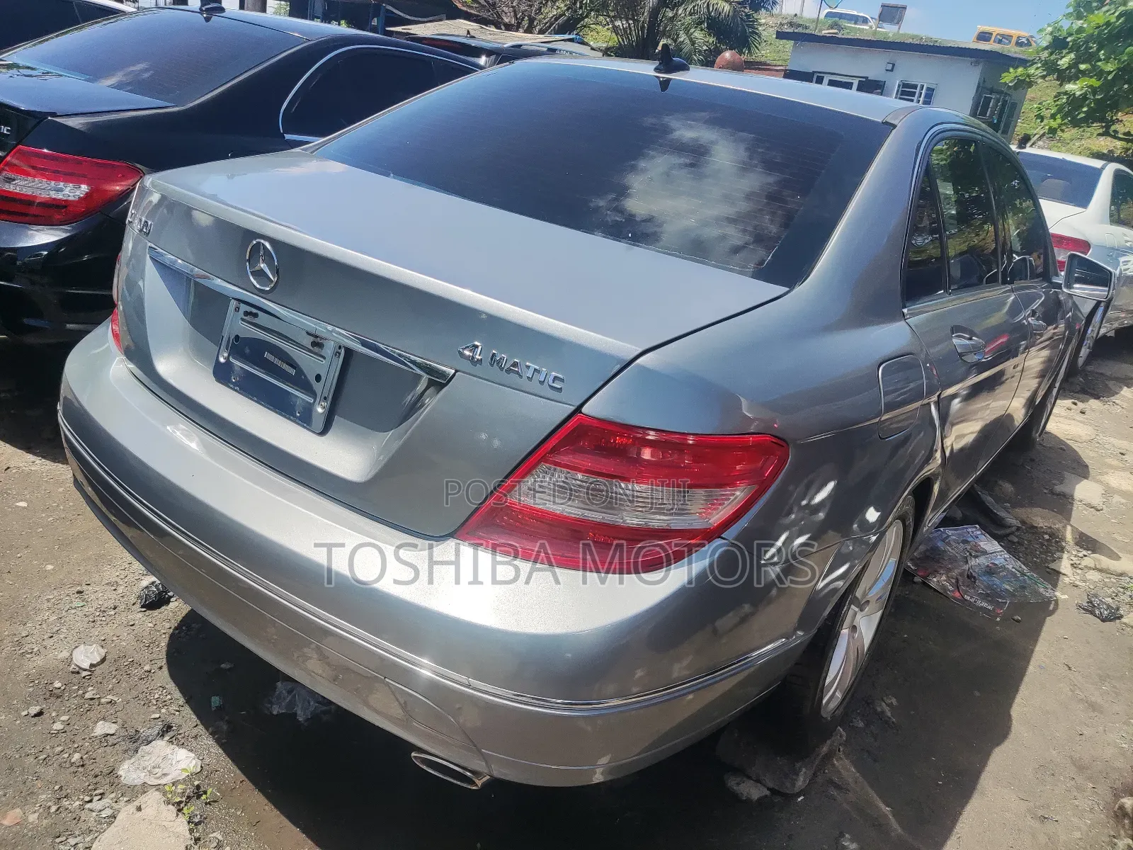 Mercedes-Benz C300 2011 Gray