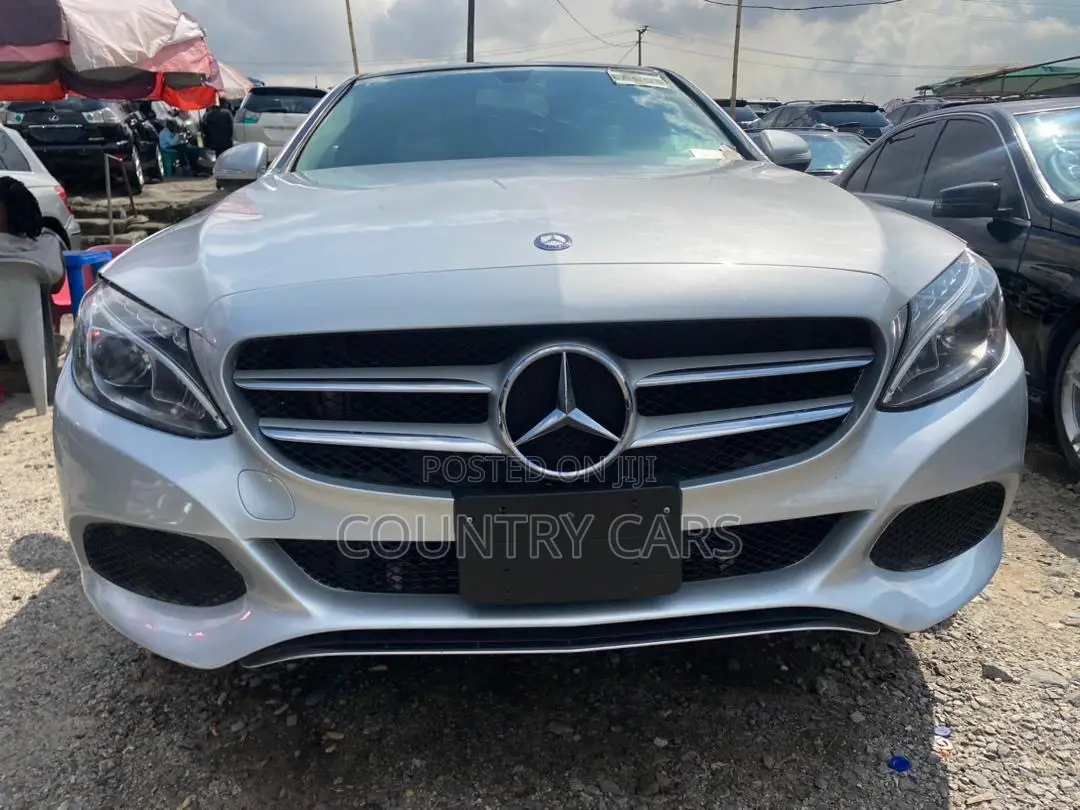 Mercedes-Benz C300 2015 Silver