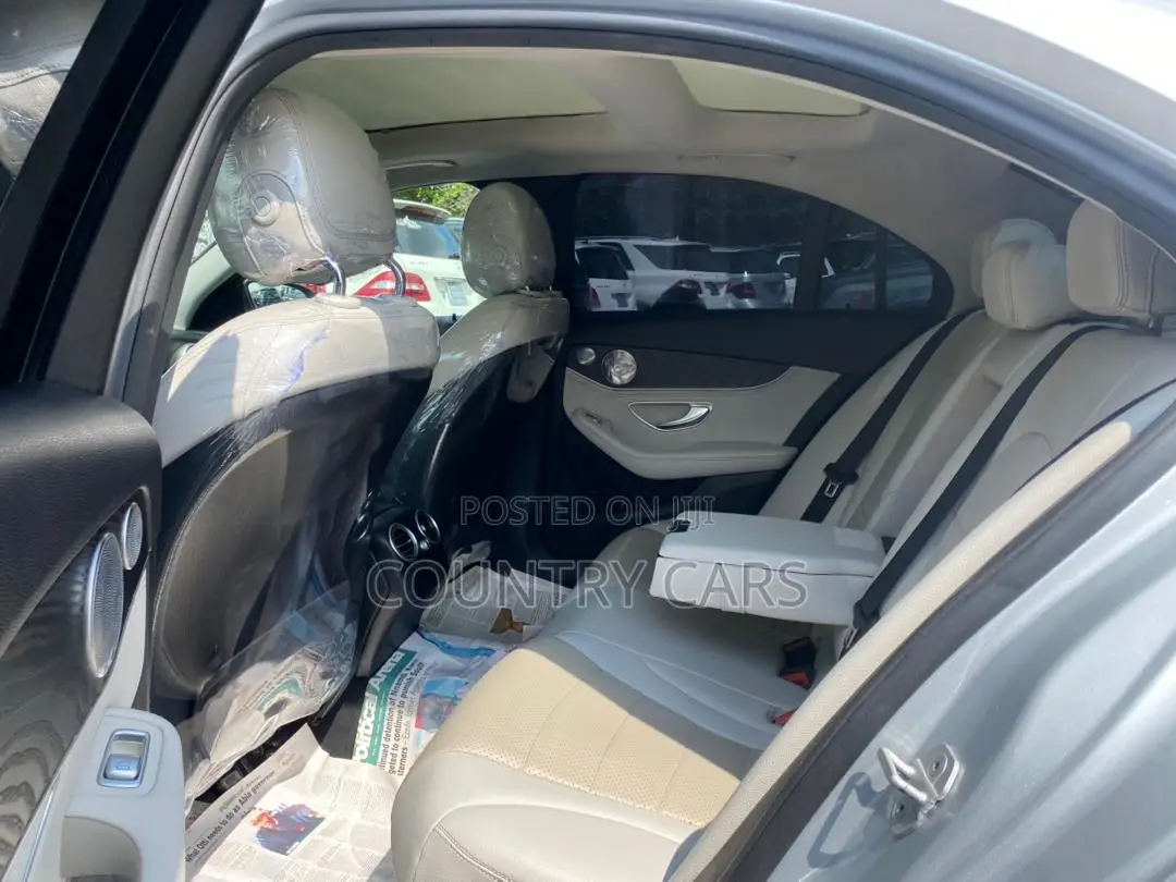 Mercedes-Benz C300 2015 Silver