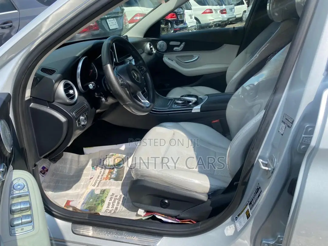 Mercedes-Benz C300 2015 Silver