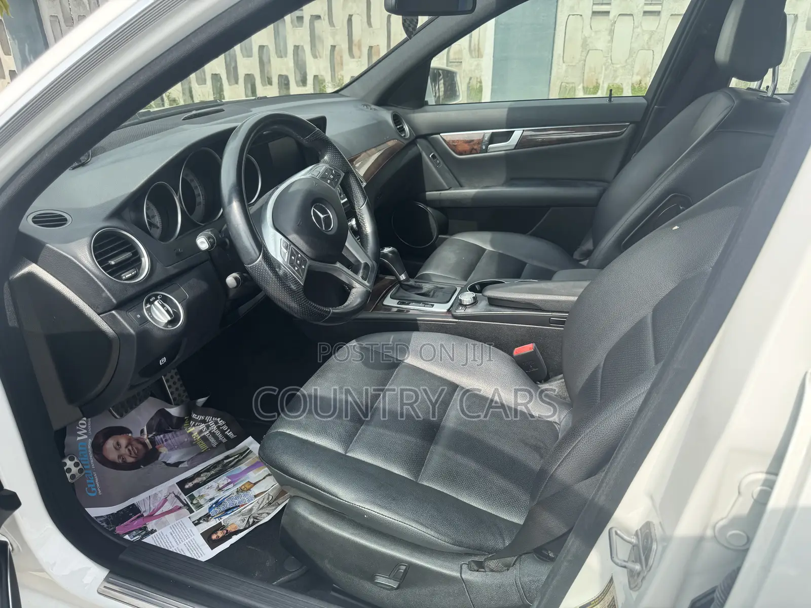 Mercedes-Benz C300 2013 Off white