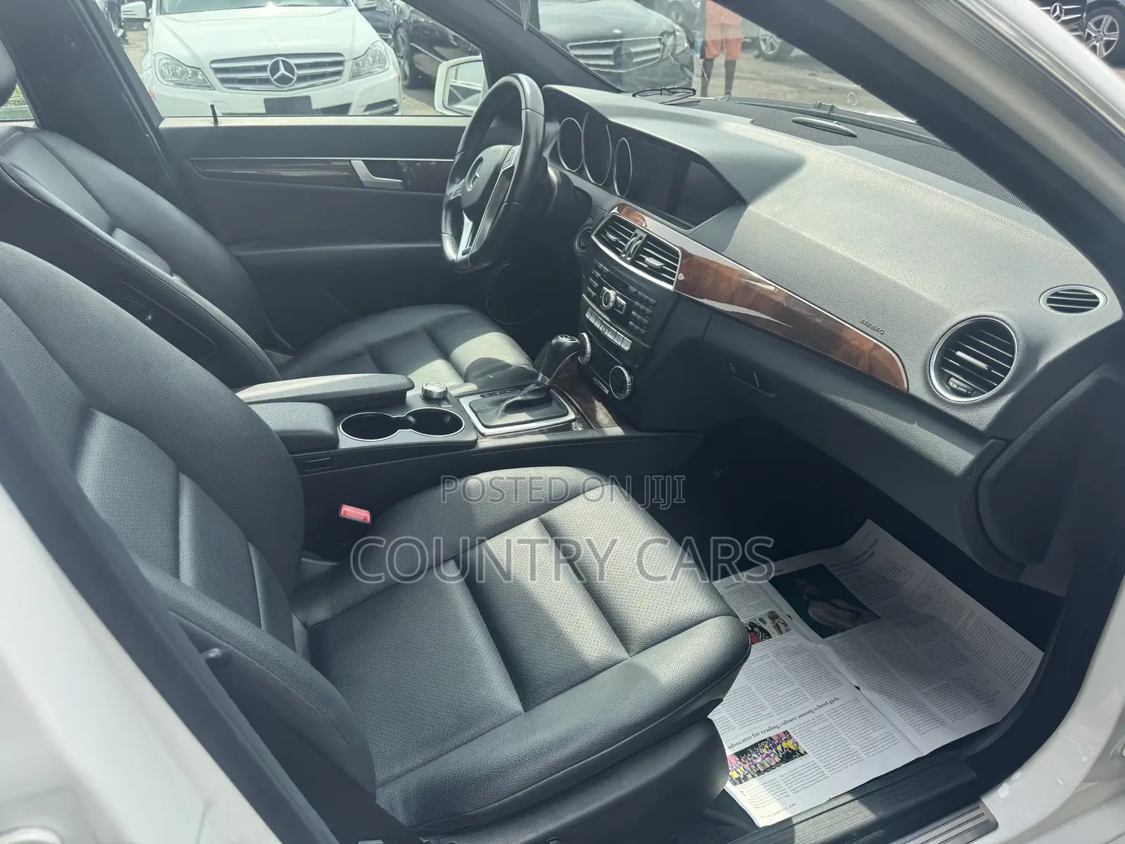 Mercedes-Benz C300 2013 Off white