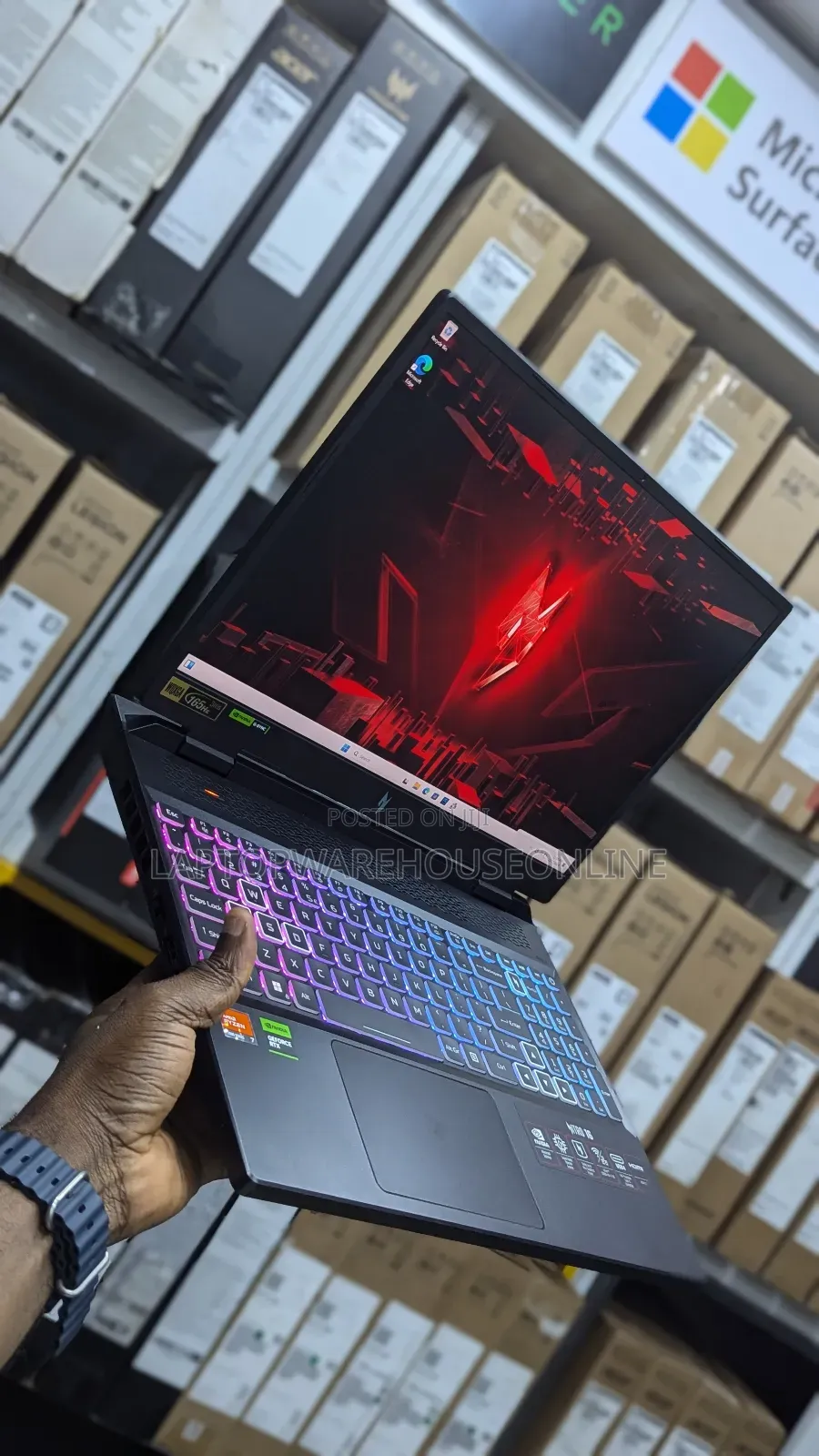 Laptop Acer Nitro 17 32GB AMD Ryzen 7 SSD 1T