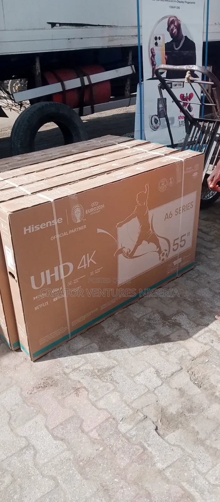 Hisence 55" Smart Android Tv, Netflix, Play Store.