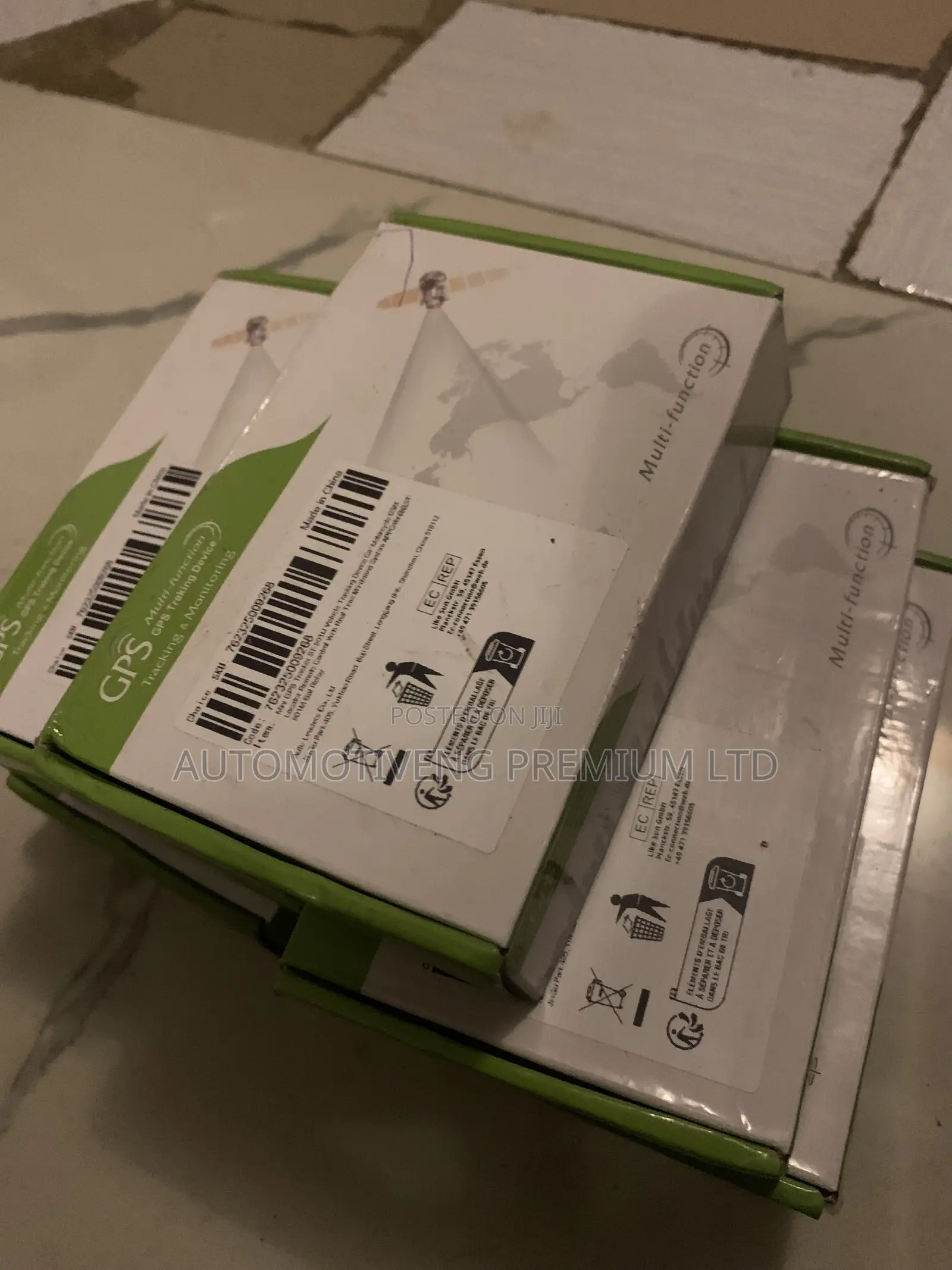 Truck GPS Tracking Device With Installation