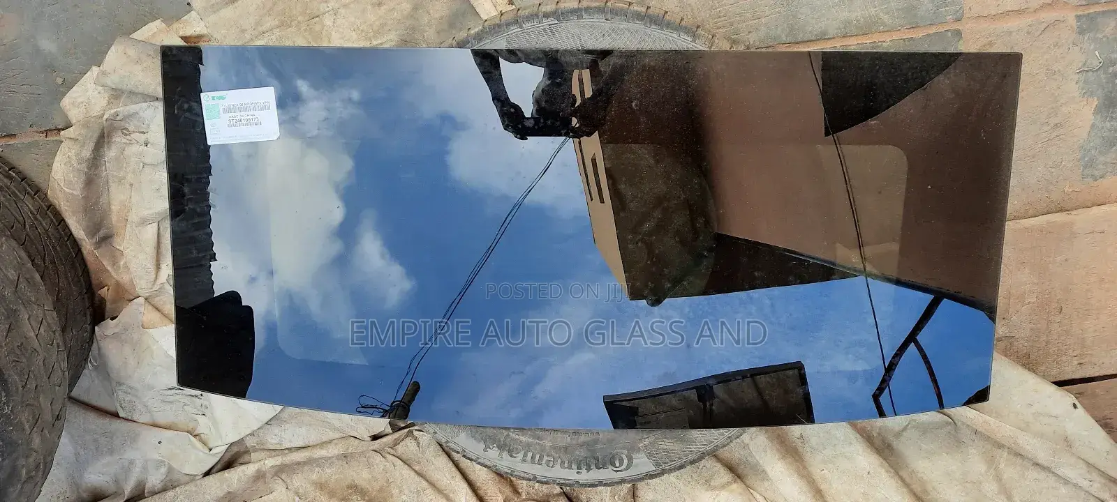 No 2 Roof Glass for Toyota Venza 2010 .O'dell Available Now