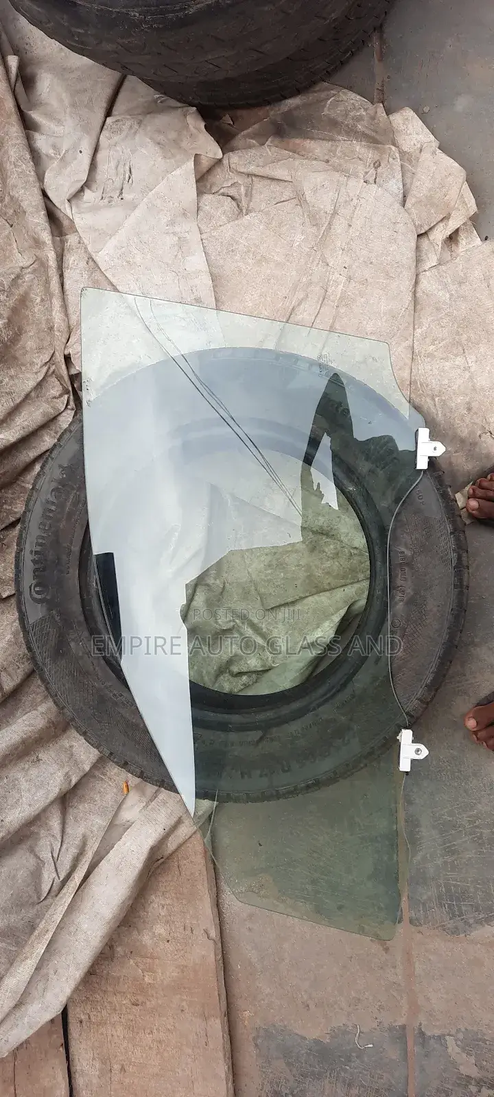 Front Door Glass for Toyota Highlander 2015 Model Available