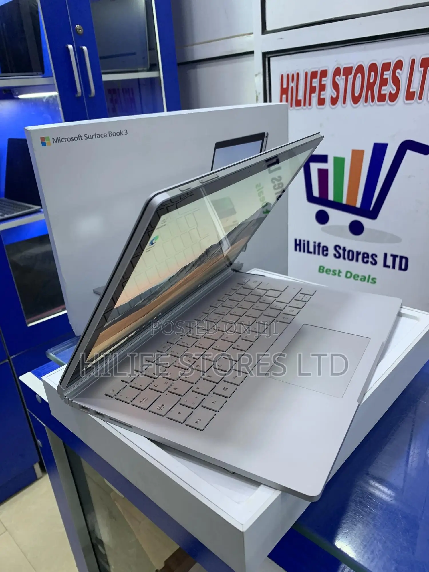 New Laptop Microsoft Surface Book 3 8GB Intel Core i5 SSD 256GB