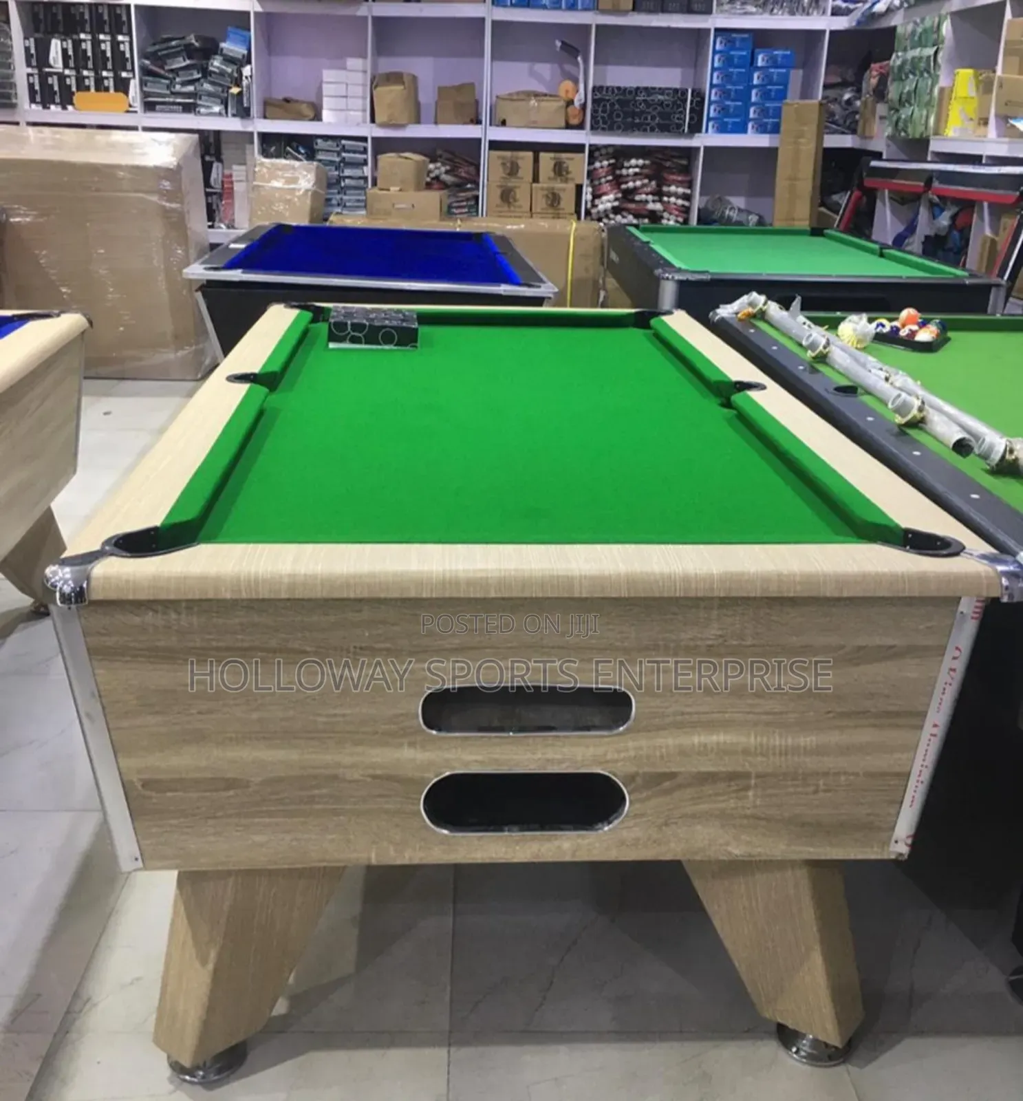 Renowned Green Swish Marble Table With Coin