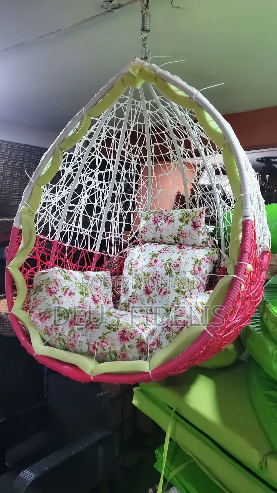 White Garden Swing and Cushion for Sitting Room