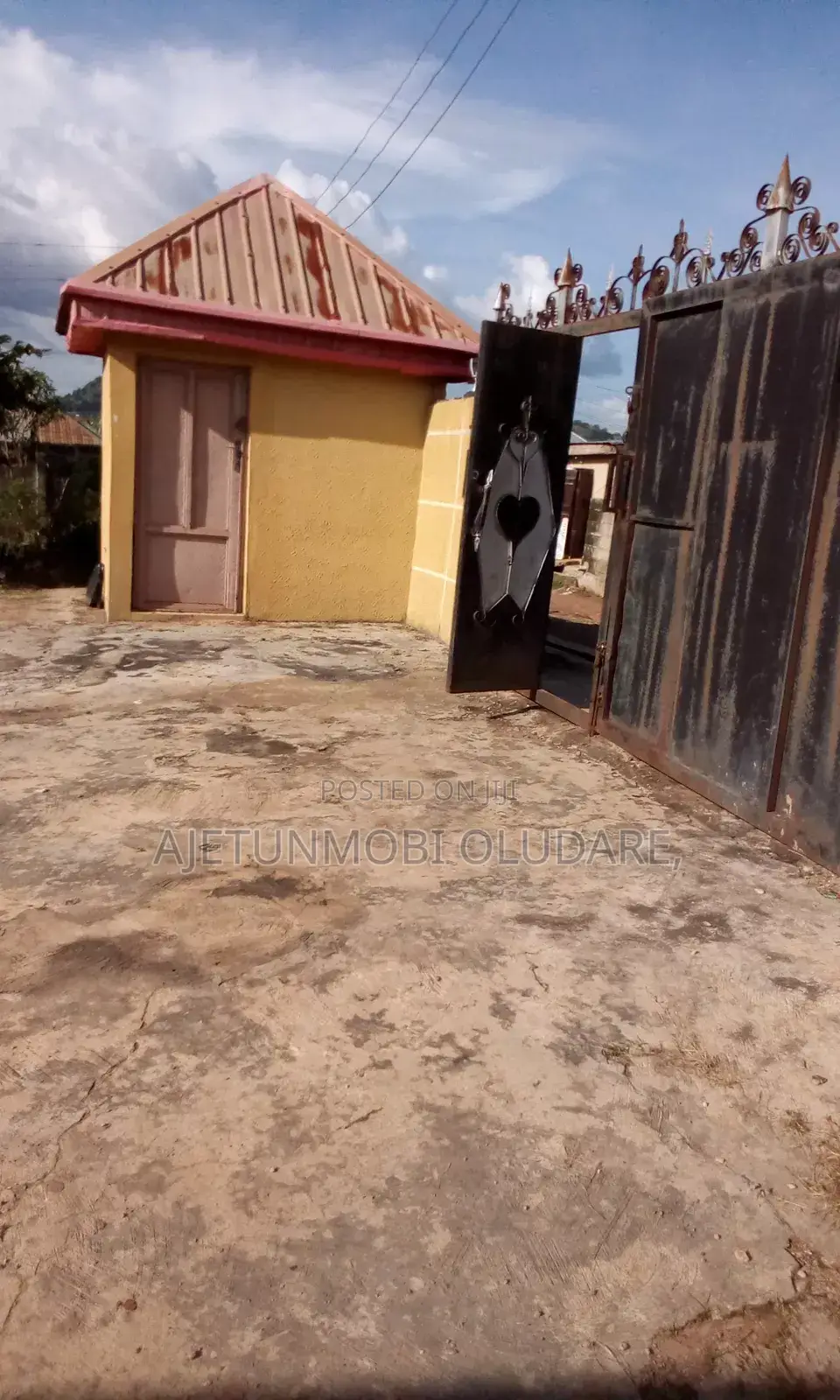 4bdrm Bungalow in Embassy Ado Ekiti for sale