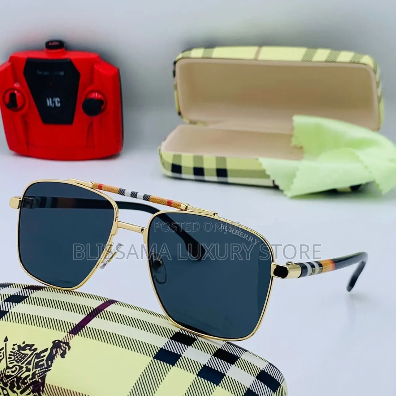 Luxury Burberry Glasses