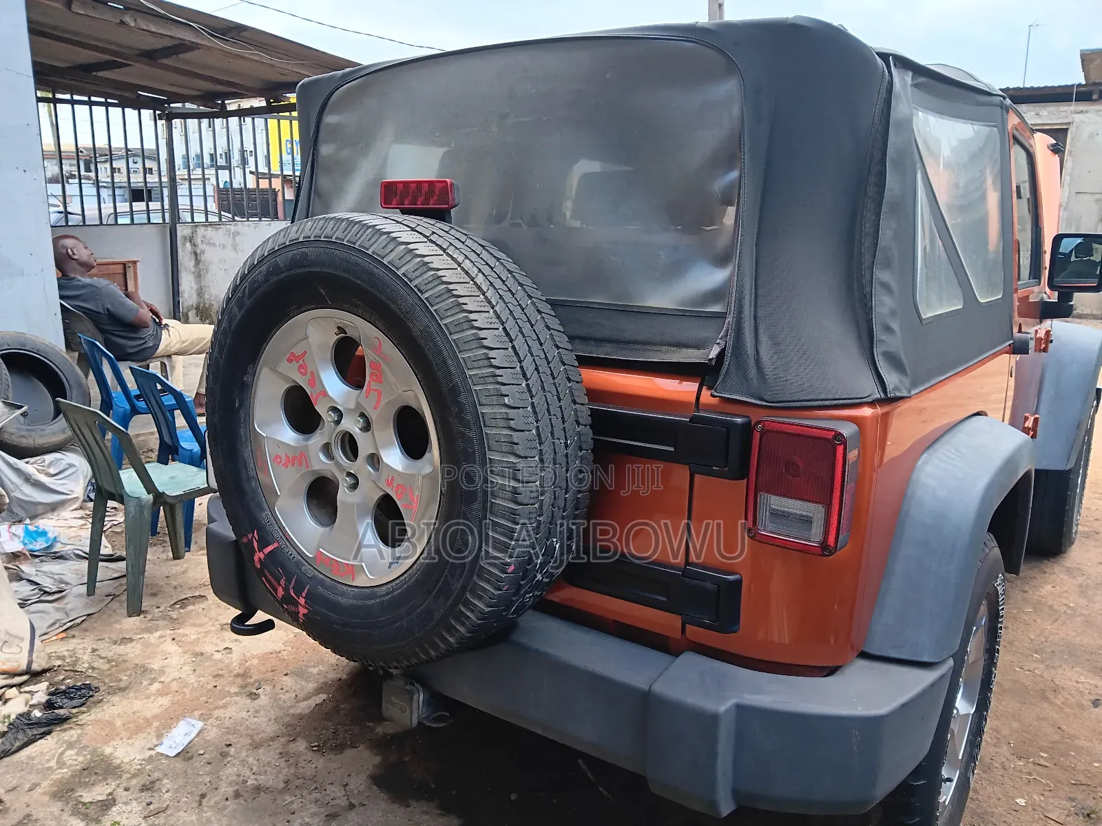 Jeep Wrangler Unlimited Sport 2010 Orange