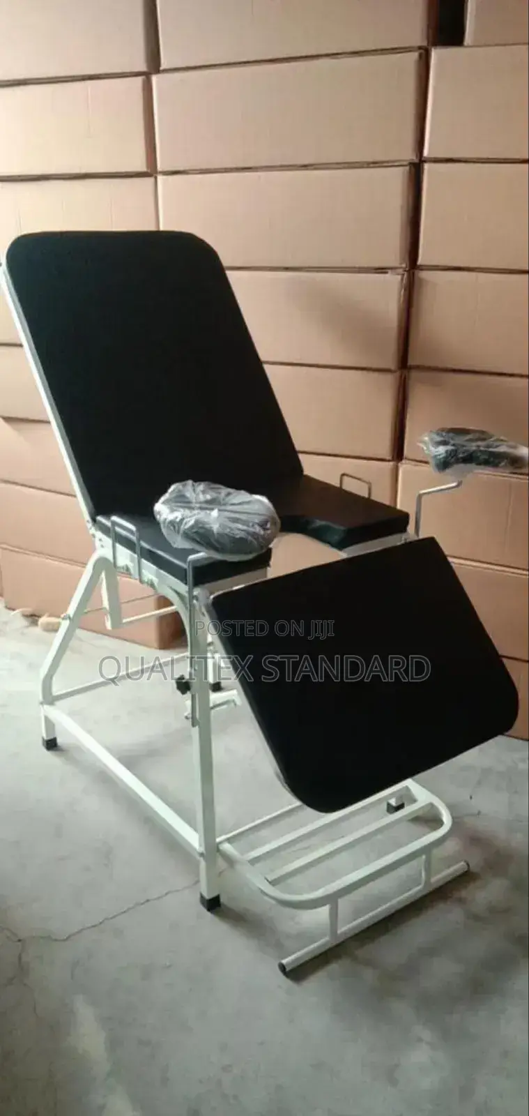 Painted Four Leg Delivery Bed
