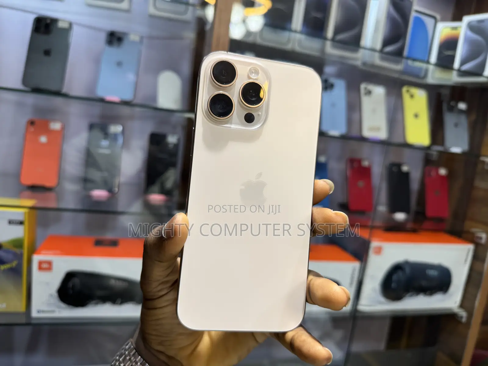 Apple iPhone 16 Pro Max 256 GB Gold