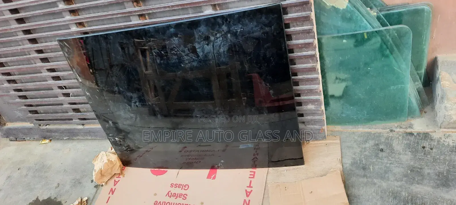 No 3 Roof Glass for Toyota Venza 2010 Model Available Now